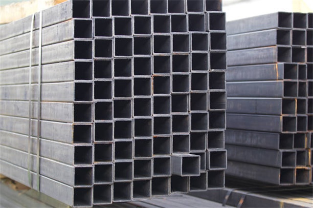 察哈尔右翼后无缝方矩管生产制造